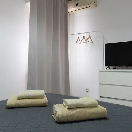 Blife Martinya House - Private Rooms And Apartments Olhao Exterior photo