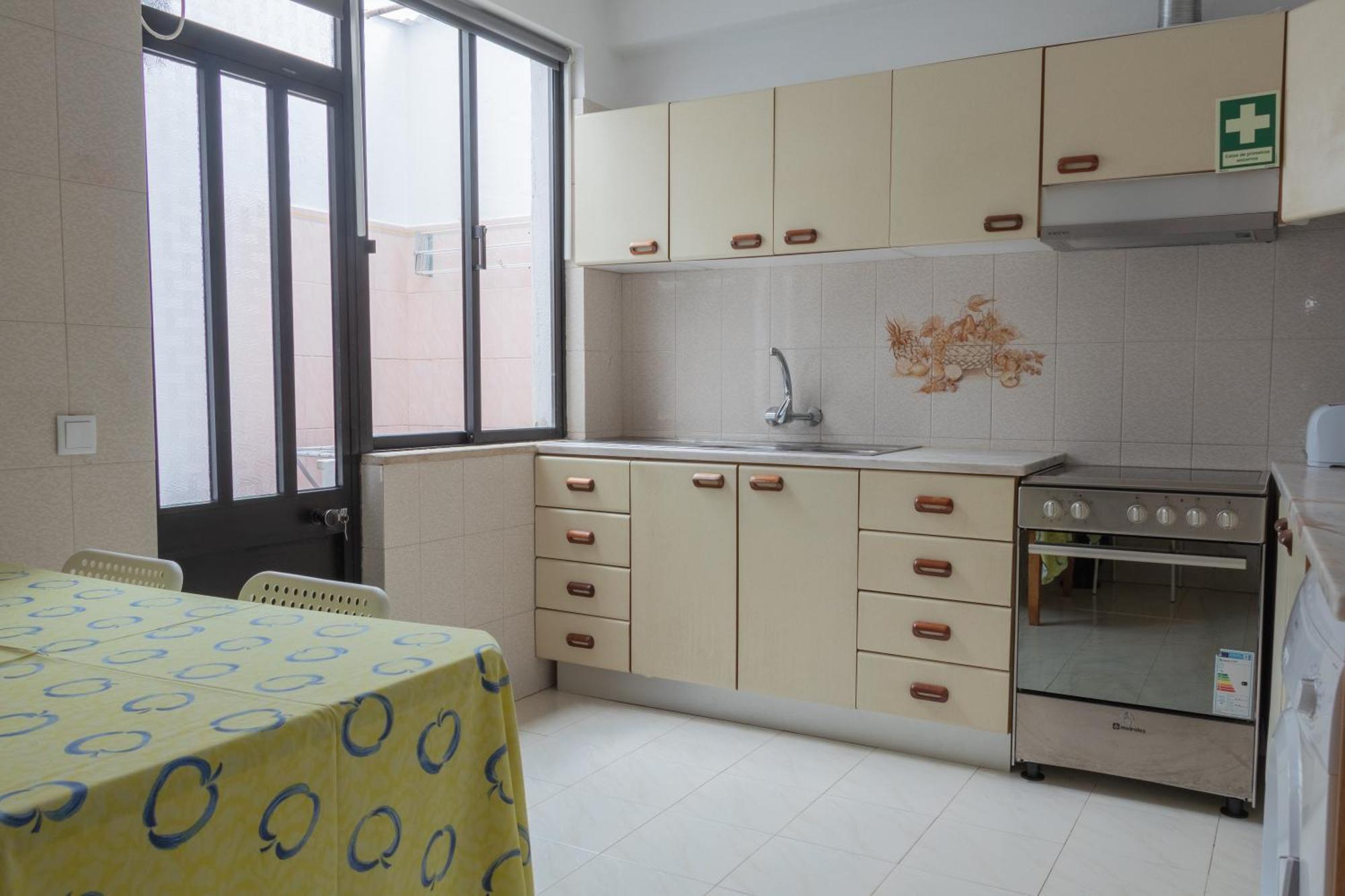 Homestay Blife Martinya House - Private And Olhao